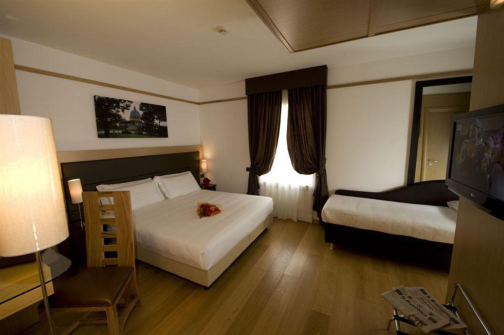 Ginevra Palace Hotel Rom Exterior foto